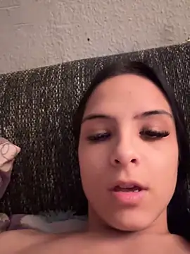 Evelin199 online show from March 2026 08:04:02 PM