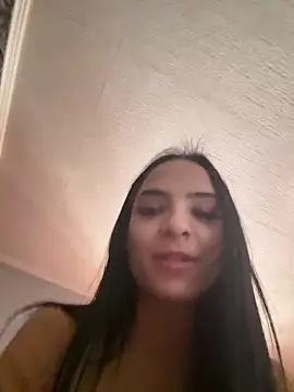 Evelin199 online show from April 2026 12:47:01 PM