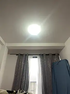 Snapshot of Violett_hott_ chatting on April 2026 11:38:01 AM Violett hott online show from April 2026 11:38:01 AM
