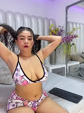 CamilaCastillo online show from July 2026 07:29:02 PM