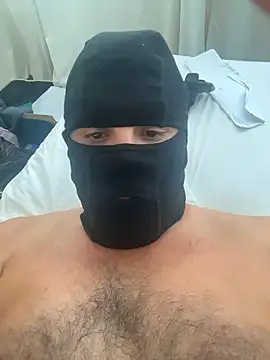 MrTomnutz online show from January 2026 07:30:01 PM