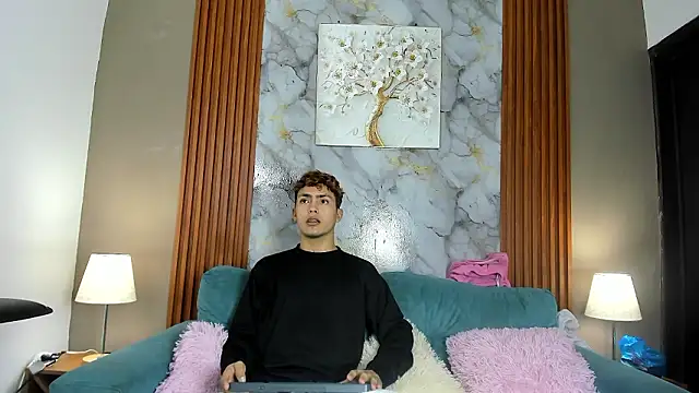 AVENGER BOYS2026 online show from March 2026 07:31:01 PM