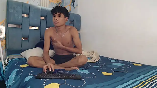 Snapshot of MAPOLA_GREAT chatting on February 2026 07:36:02 AM MAPOLA GREAT online show from February 2026 07:36:02 AM