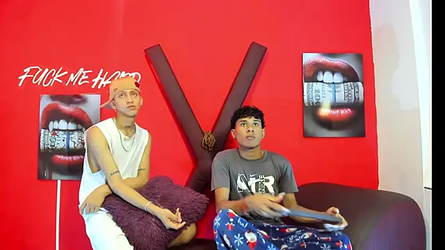 Snapshot of MAPOLA_GREAT chatting on April 2026 01:25:01 AM MAPOLA GREAT online show from April 2026 01:25:01 AM