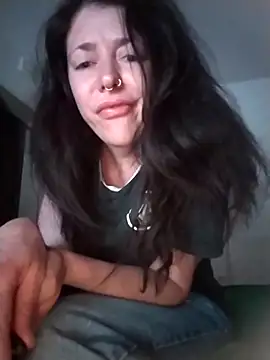 Ragerer1 online show from April 2026 07:50:02 PM