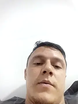 RAFAELQUINTEROSCAVALHEI online show from January 2026 03:47:01 PM