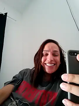 Snapshot of ofjuliaa chatting on May 2026 07:31:01 PM ofjuliaa online show from May 2026 07:31:01 PM