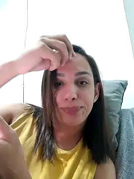 Snapshot of ofjuliaa chatting on May 2026 03:34:01 AM ofjuliaa online show from May 2026 03:34:01 AM