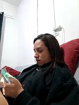 Snapshot of ofjuliaa chatting on May 2026 12:56:02 PM ofjuliaa online show from May 2026 12:56:02 PM