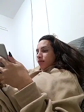 Snapshot of ofjuliaa chatting on May 2026 06:10:01 AM ofjuliaa online show from May 2026 06:10:01 AM