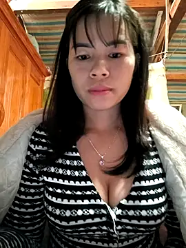 -Lynn- online show from January 2026 01:31:02 AM