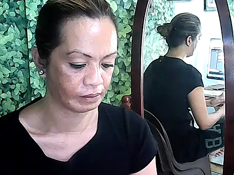 Simplewild21 online show from April 2026 02:04:02 AM