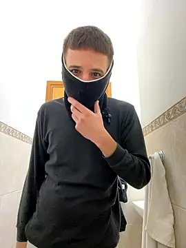 petiteyanel online show from January 2026 10:59:02 PM