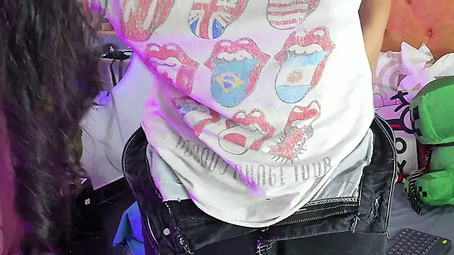 MeowMota  online show from February 2026 07:17:02 PM