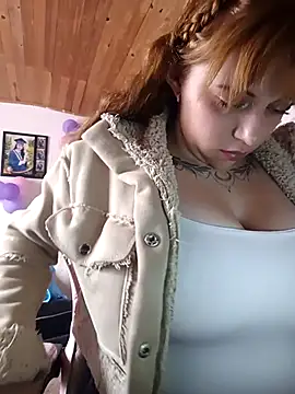 ISABELLA-01  online show from April 2026 06:53:02 PM