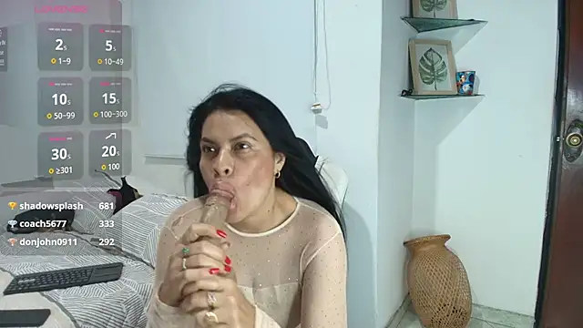 perla hot4u online show from July 2026 03:23:01 AM