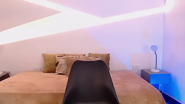 Chel Stone online show from February 2026 10:58:02 PM