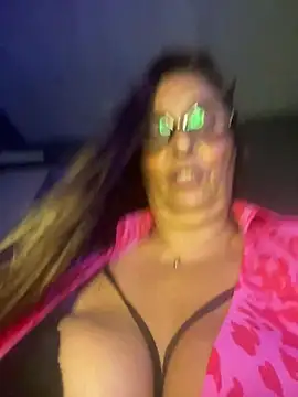 Annalua73 online show from January 2026 11:43:01 PM