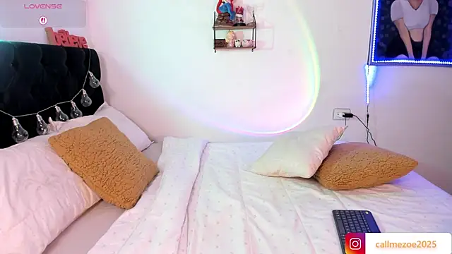 zoe siren online show from February 2026 12:27:02 AM