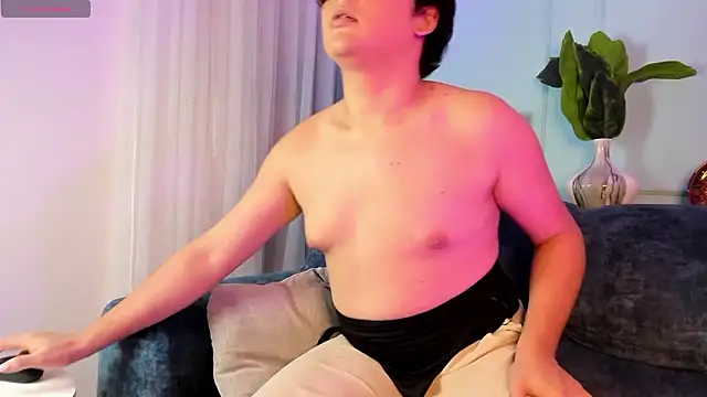 Nicki Ripperton online show from January 2026 01:13:02 PM