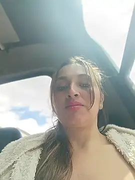 Alejandra N online show from July 2026 04:56:01 PM