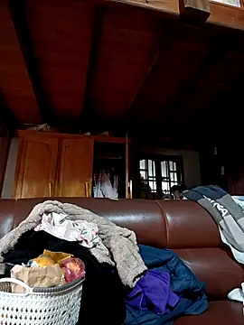 yu--yo online show from February 2026 01:15:02 AM