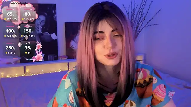 Snapshot of ForEvaRrr chatting on May 2026 08:31:02 AM ForEvaRrr online show from May 2026 08:31:02 AM