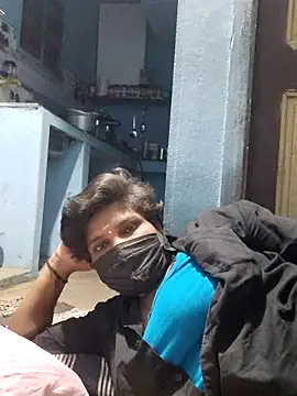 divyasree1431 online show from February 2026 06:41:01 PM