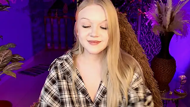 ChloeWhite online show from March 2026 11:38:02 AM