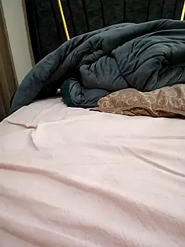 reddiamond07 online show from February 2026 12:09:02 PM