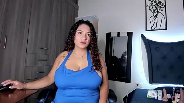 Snapshot of _lissa_02 chatting on February 2026 02:17:02 AM lissa 02 online show from February 2026 02:17:02 AM