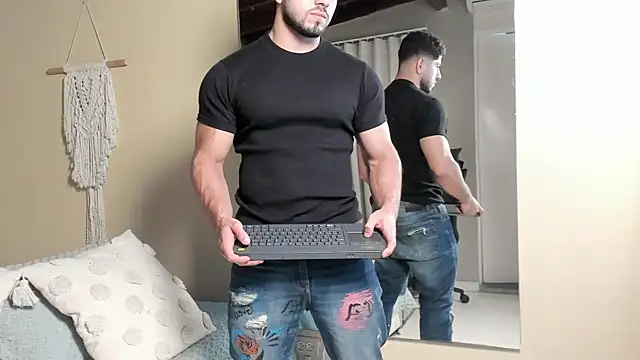 Thiago moretti online show from February 2026 03:38:01 PM