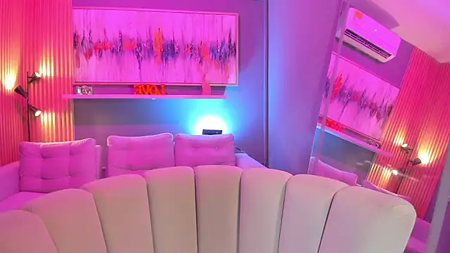 Snapshot of lilian_vergara chatting on February 2026 08:16:01 PM lilian vergara online show from February 2026 08:16:01 PM