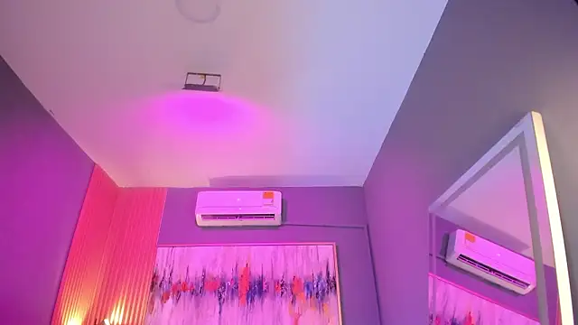 Snapshot of lilian_vergara chatting on February 2026 07:45:01 PM lilian vergara online show from February 2026 07:45:01 PM