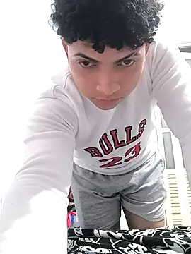 VersedChip online show from February 2026 02:26:01 AM