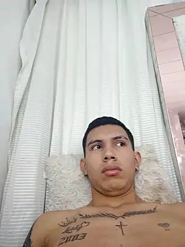 Scook Gray  online show from April 2026 03:43:01 PM