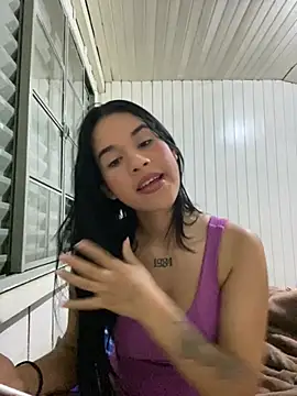 aslhey sandova online show from April 2026 12:13:02 AM