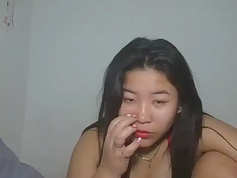 Zyeiii online show from February 2026 04:45:02 PM