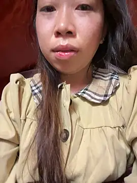 Snapshot of Mayly_lucky2 chatting on April 2026 08:33:01 PM Mayly lucky2 online show from April 2026 08:33:01 PM