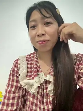 Snapshot of Mayly_lucky2 chatting on April 2026 10:10:02 AM Mayly lucky2 online show from April 2026 10:10:02 AM