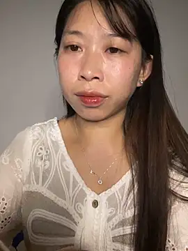 Snapshot of Mayly_lucky2 chatting on May 2026 02:01:02 PM Mayly lucky2 online show from May 2026 02:01:02 PM