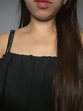 Snapshot of Mayly_lucky2 chatting on June 2026 09:20:01 PM Mayly lucky2 online show from June 2026 09:20:01 PM