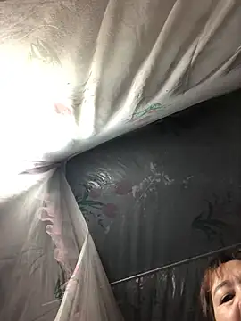 -Mery- online show from April 2026 08:09:02 PM