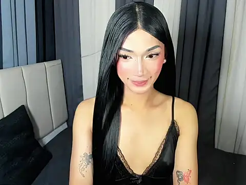 Snapshot of FyangFoxx chatting on April 2026 05:44:02 AM FyangFoxx online show from April 2026 05:44:02 AM