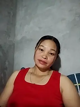Snapshot of miray- chatting on April 2026 02:01:01 PM miray- online show from April 2026 02:01:01 PM