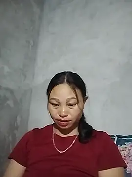 Snapshot of miray- chatting on May 2026 01:17:01 PM miray- online show from May 2026 01:17:01 PM