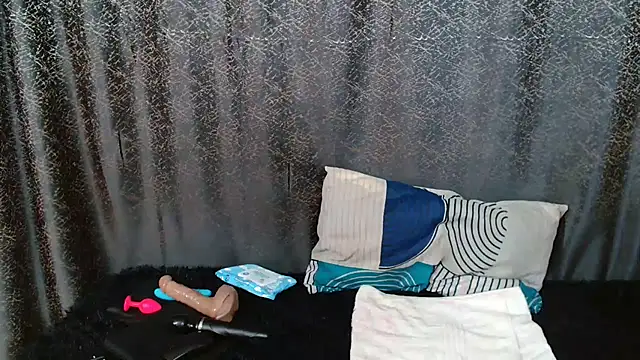 Amanda April online show from March 2026 06:57:01 PM