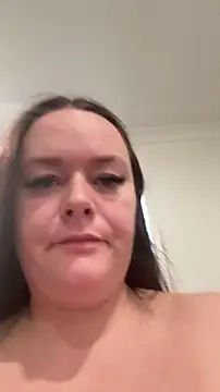carinabro10 online show from June 2026 02:24:01 AM