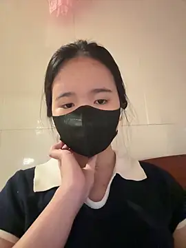 Gwen879 online show from March 2026 01:10:01 AM