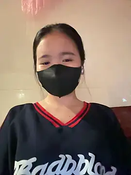 Gwen879 online show from April 2026 11:58:01 PM